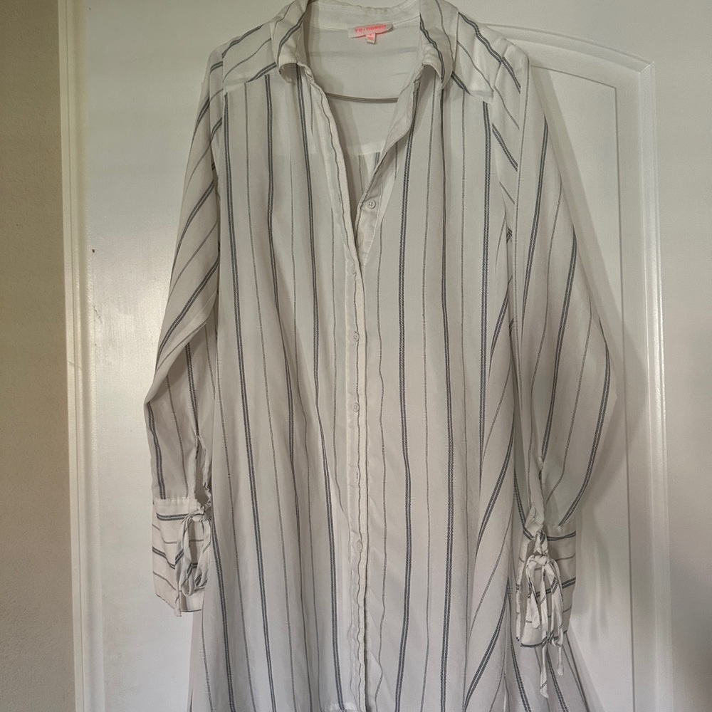 Chic Striped Button-Up Blouse - image 1